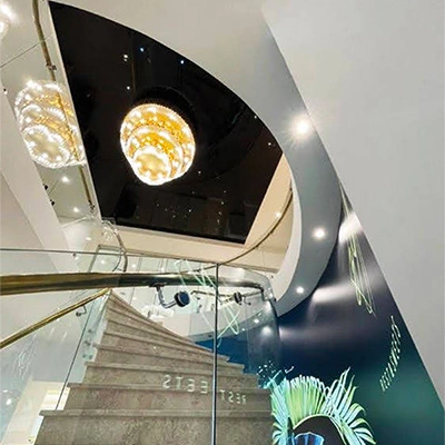 Aménagement et décoration pour secteur HORECA – Dercavo Toiles tendues et éclairages pour hôtels, restaurants et cafés – Dercavo