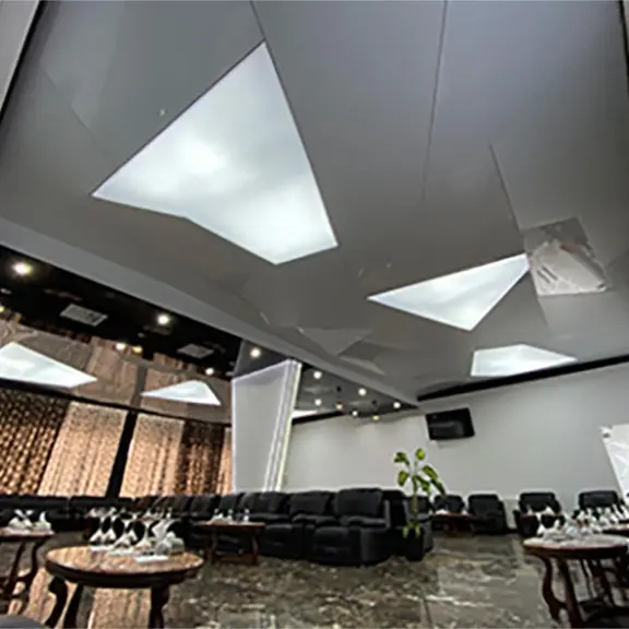 Décoration et aménagement d’espaces publics – Dercavo Habillage mural et plafond pour espaces publics – Dercavo